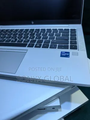 Laptop HP EliteBook 840 G8 16GB Intel Core i7 SSD 256GB