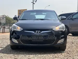 Hyundai Veloster 3dr Hatchback w/Black Interior (1.6L 4cyl 6M) 2014