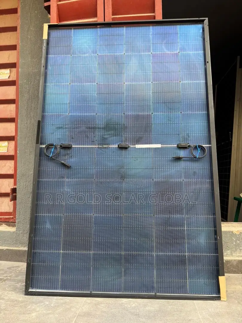 700w Solar Panels