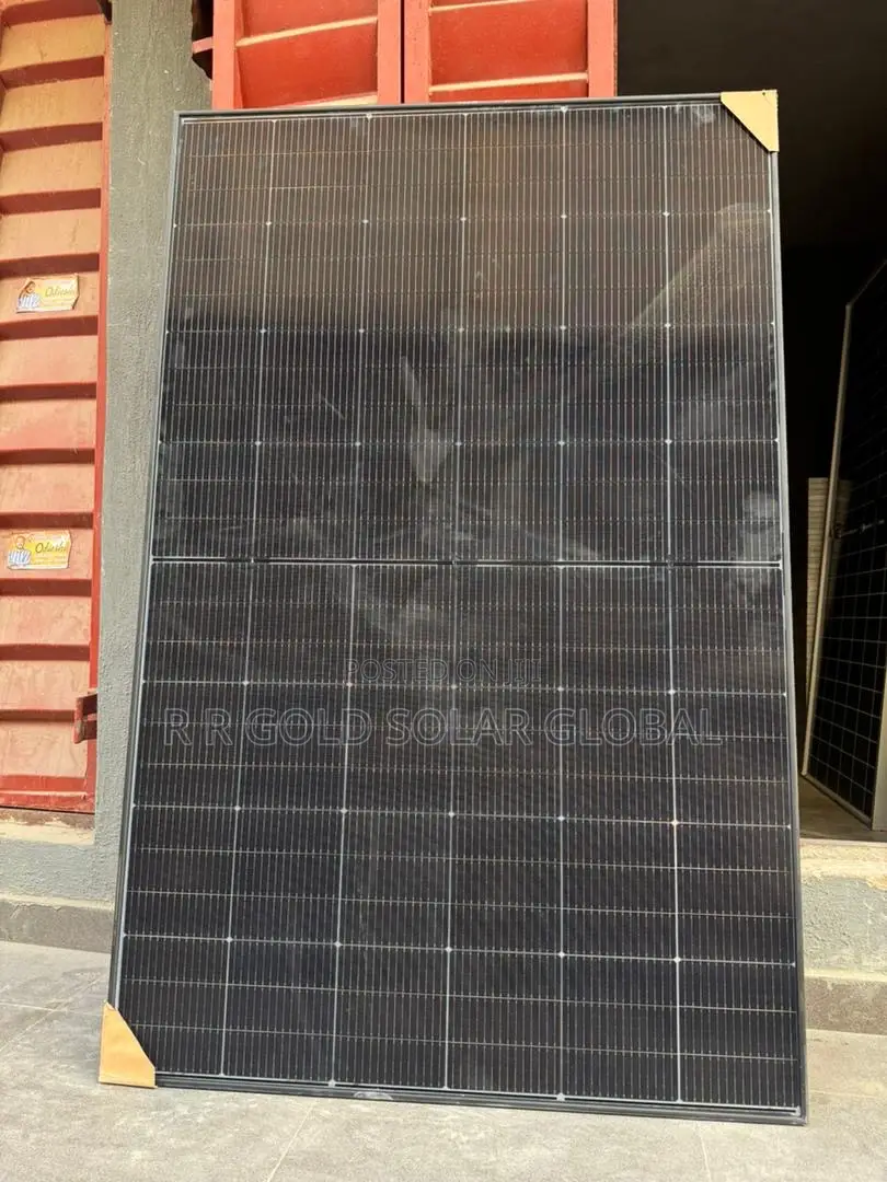 700w Solar Panels