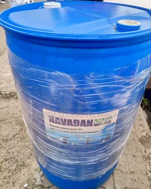 Navadan Navaclean 809: General Purpose Water Based Marine Cleaner