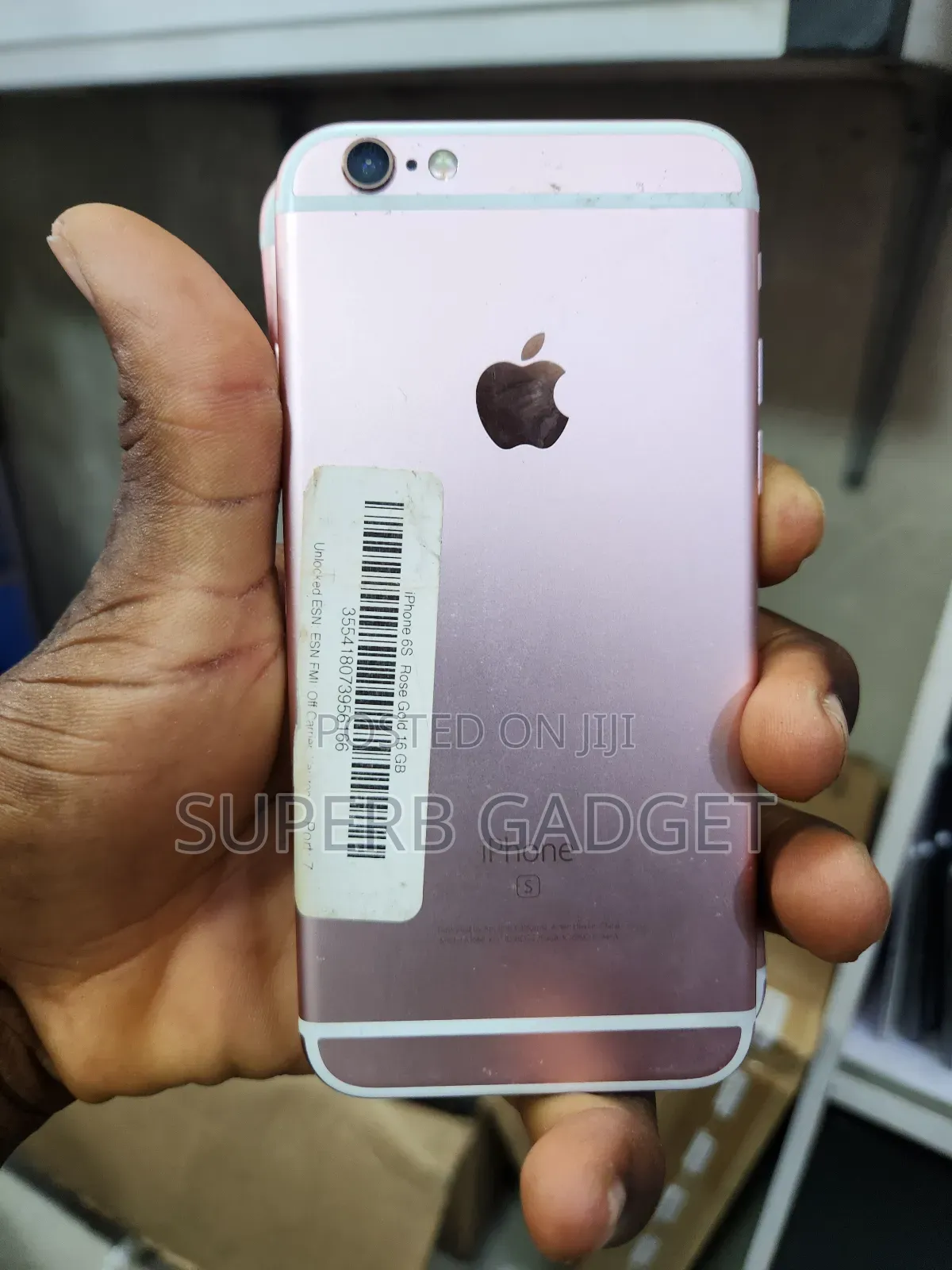 Apple iPhone 6s 32 GB Gold