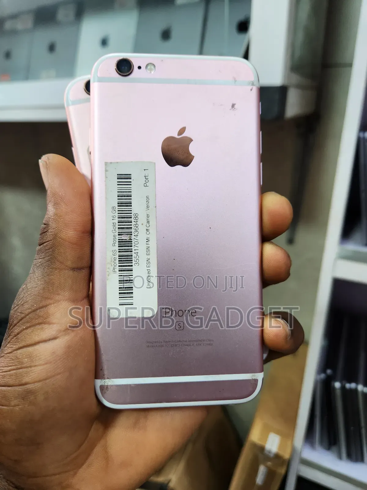 Apple iPhone 6s 32 GB Gold