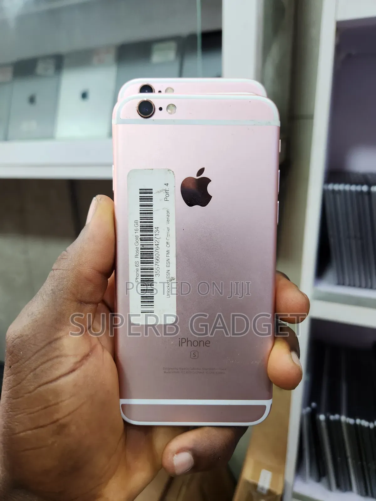 Apple iPhone 6s 32 GB Gold