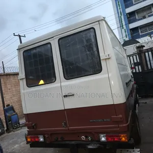 Mercedes-Benz Tourismo 2002 White