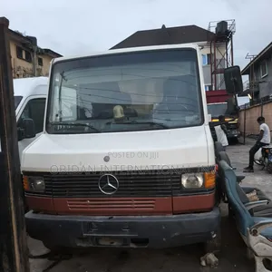 Mercedes-Benz Tourismo 2002 White