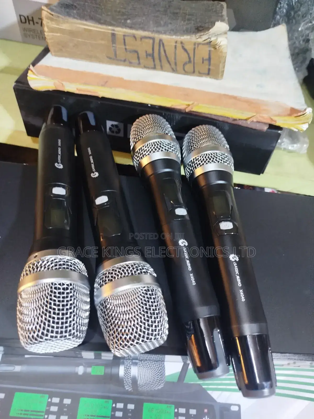 Classic Audio 4in1 Wireless Microphone