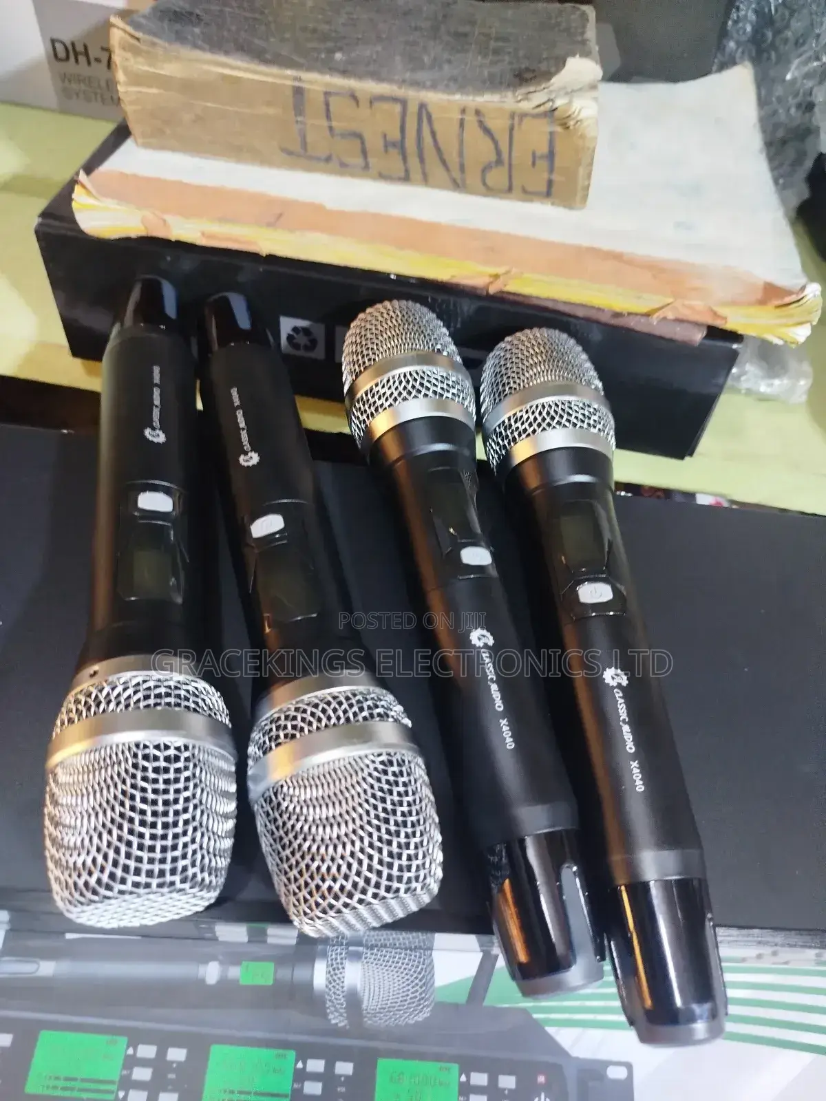 Classic Audio 4in1 Wireless Microphone