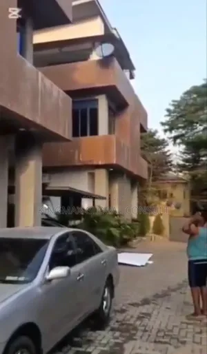 4bdrm Townhouse/Terrace in Utako Abuja for sale