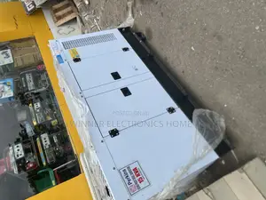 Perkins 15kva Soundproof Diesel Generatorr With 2years Warranty