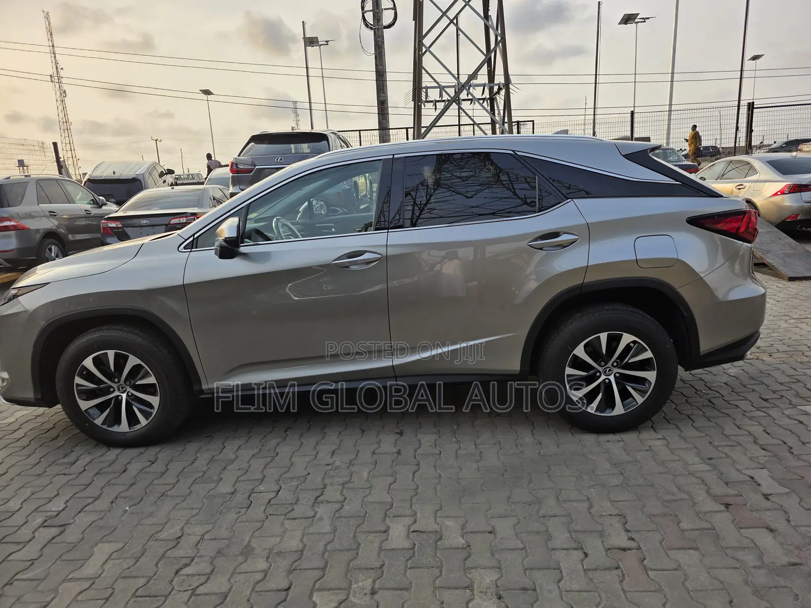 Lexus RX 350 4WD 2021 Gray
