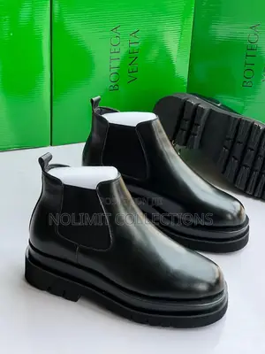 Bottega Veneta Bold Black Chelsea Shoe