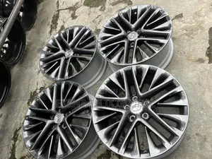 18rim Lexus Es350 2020