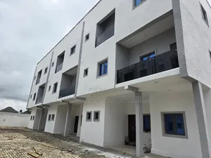 4bdrm Townhouse/Terrace in Zularich Residence 2, Sangotedo for sale