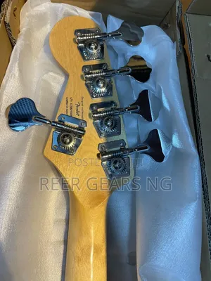 Fender Jazz Bass 5 Strings Active