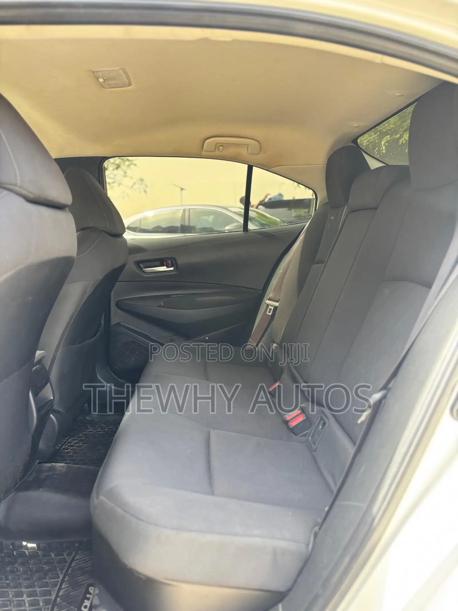 Toyota Corolla LE 2020 Gray