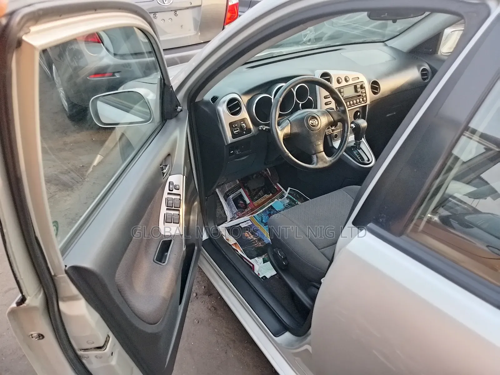 Toyota Matrix Standard AWD (1.8L 4cyl 4A) 2004 Silver