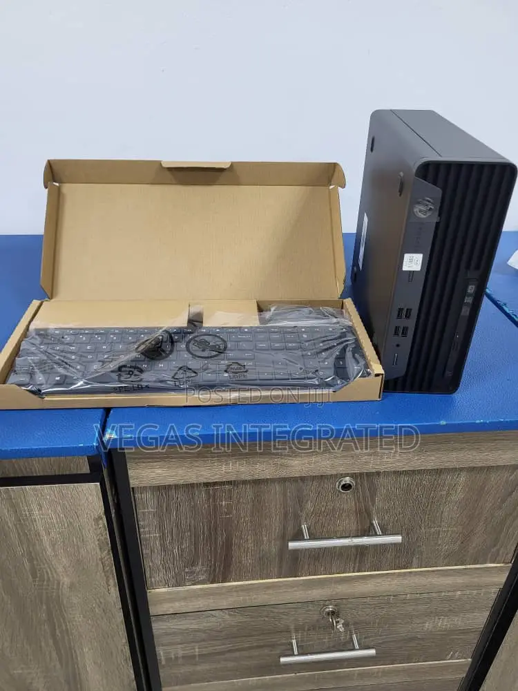 New Desktop Computer HP 400 G7 8GB Intel Core i7 SSD 512GB