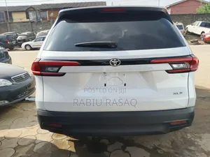 Toyota Grand Highlander 2024 White