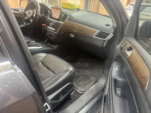 Mercedes-Benz M Class ML 350 BlueTEC 4Matic 2012 Gray