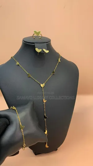 Elegant Women’S Gold-Plated Jewelry Set – Necklace Earrings