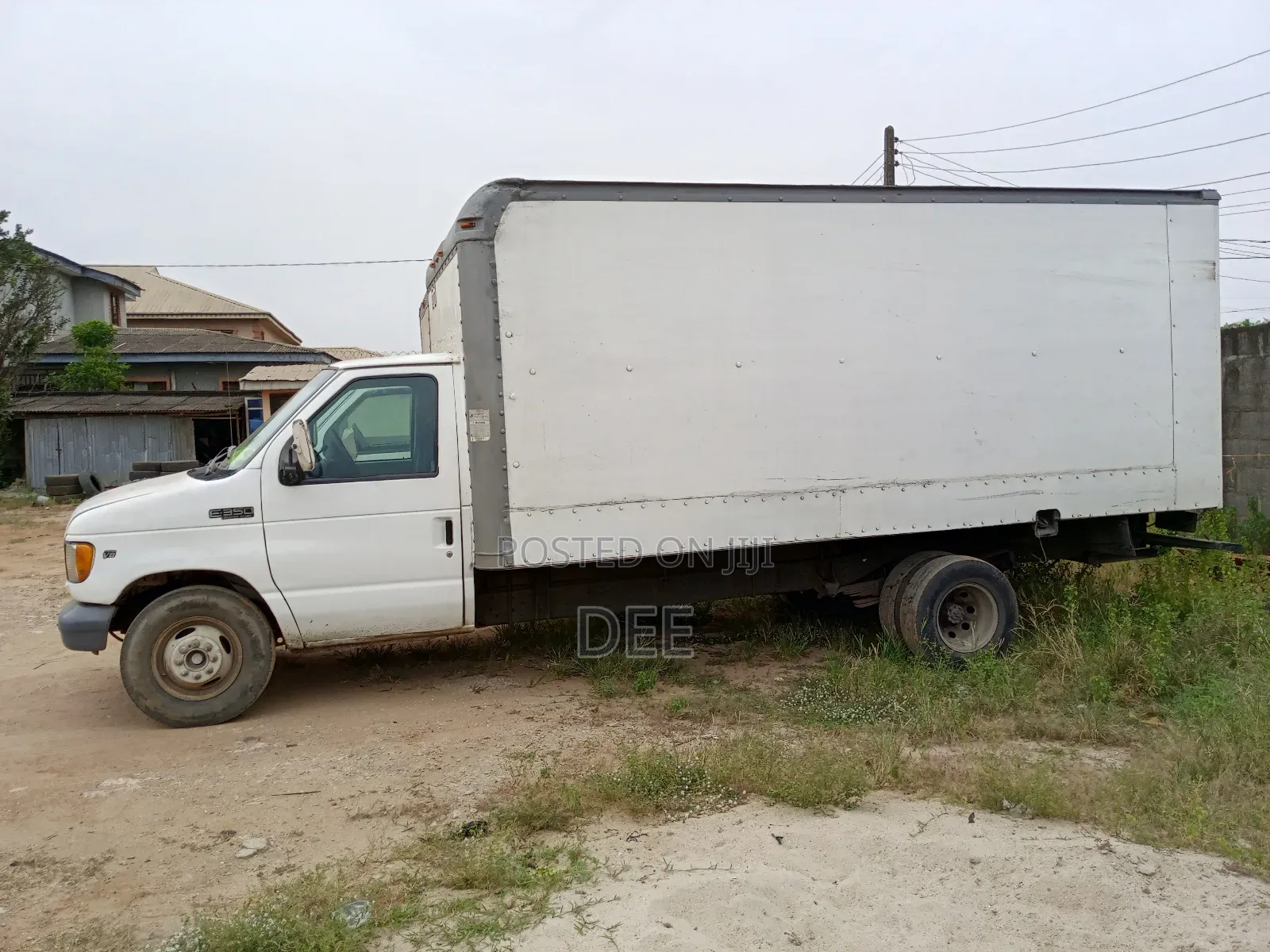 Trucks and Vans Hire for Logistics