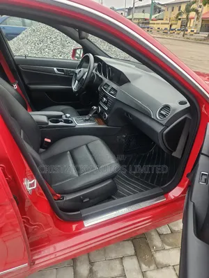 Mercedes-Benz C300 2013 Red
