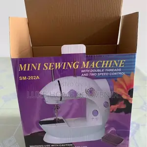 Mini Sewing Manchine