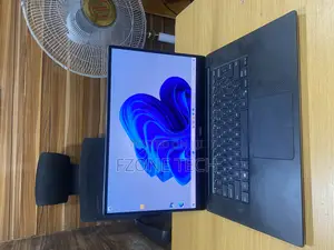 Laptop Dell Precision 15 5540 16GB Intel Core i7 SSD 512GB