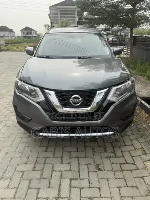 Nissan Rogue S AWD 2017.5 2017 Gray