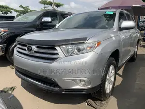 Toyota Highlander 2012 Silver