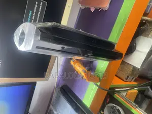 Fat Playstation 3 2pads 6games on It