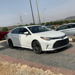 Toyota Avalon 2018 White
