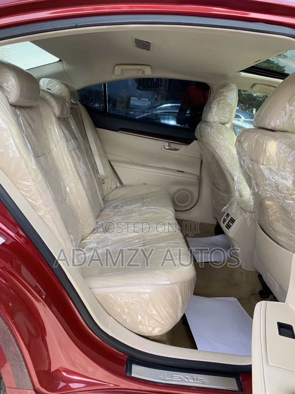 Lexus ES 2014 Red