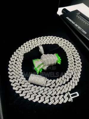 Luxury Cuban Link Chain – Stylish Jewelry