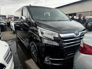 Toyota Granvia 2024 Black