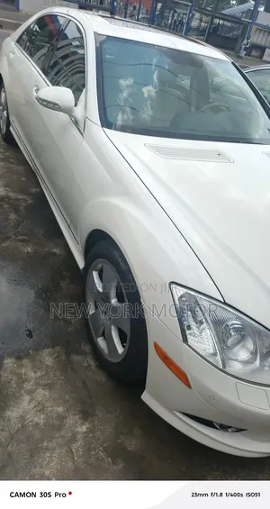Mercedes-Benz S-Class S 550 2009 White
