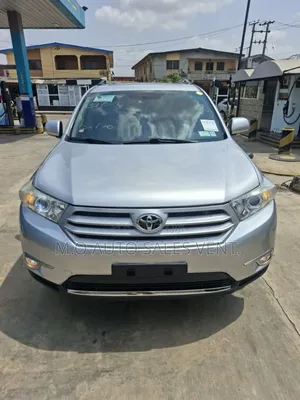 Toyota Highlander Limited 2012 Silver