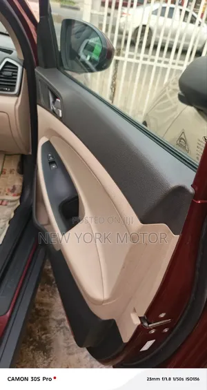 Hyundai Tucson Limited AWD 2016 Burgundy