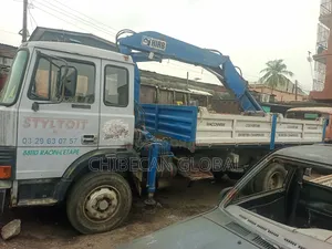 Iveco Tipper Truck 6 Tyres With Hiab Crane (Tokunbo)