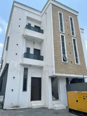 Furnished 3bdrm House in Off Admiralty Road, Lekki Phase 1 for rent
