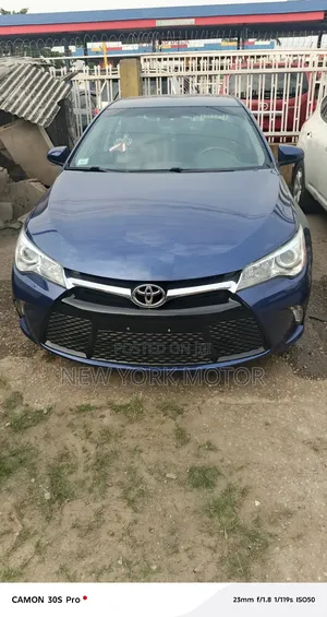 Toyota Camry XSE 4dr Sedan (2.5l 4cyl 6A) 2016 Blue
