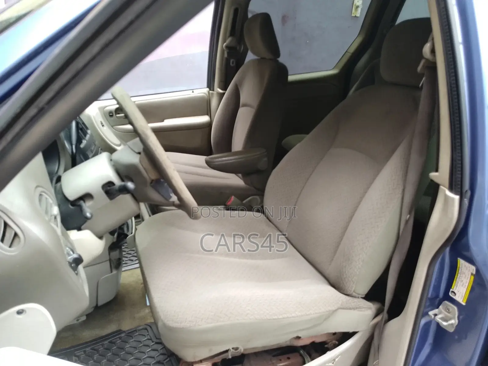 Dodge Caravan 2007 Blue