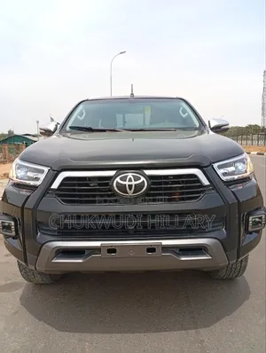 Toyota Hilux 2018 Black