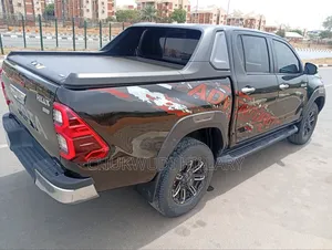 Toyota Hilux 2018 Black