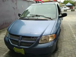 Dodge Caravan 2007 Blue