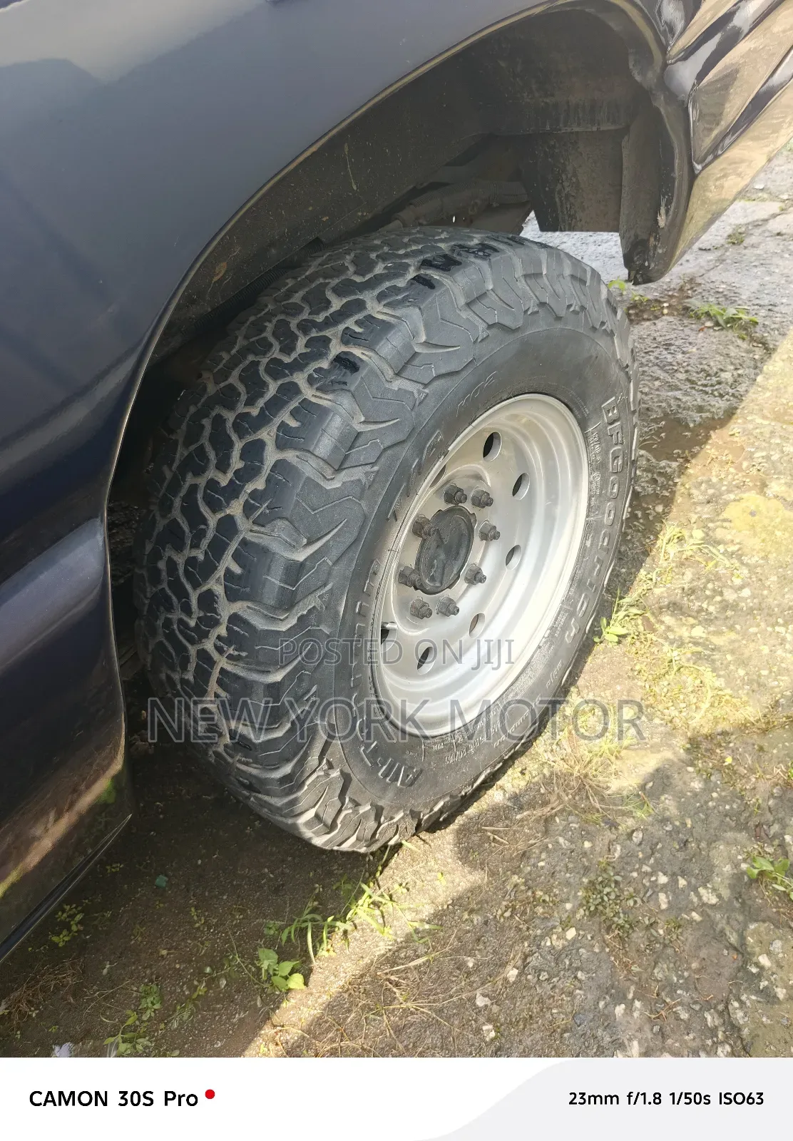 Ford E350 2003 Blue