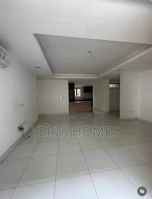 3bdrm Block of Flats in Lagos Island / Lagos Island for rent