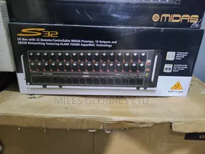 S32 I/O Box With 32 Channel Stage Box
