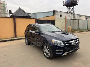 Mercedes-Benz GLE-Class GLE 350 2016 Blue
